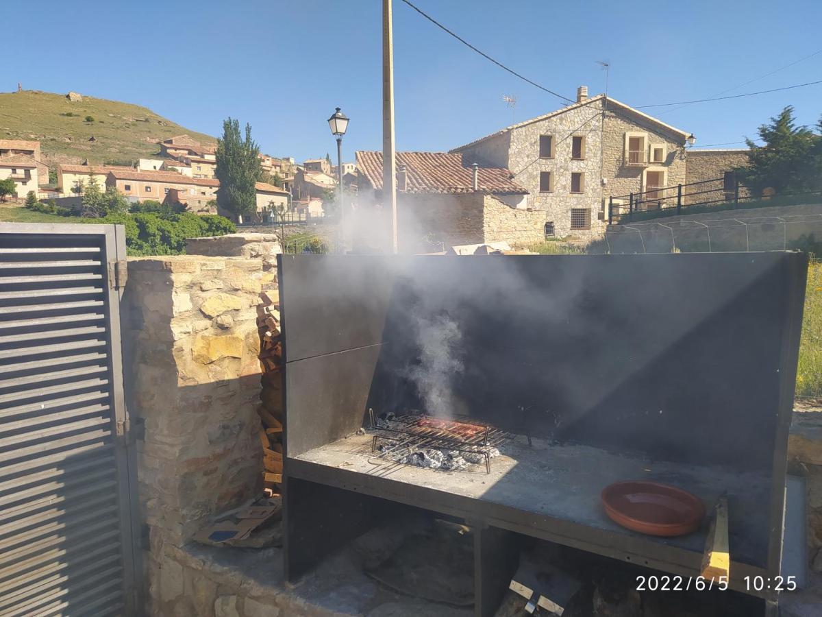 Gasthaus Puerta Del Maestrazgo Monteagudo del Castillo Exterior foto